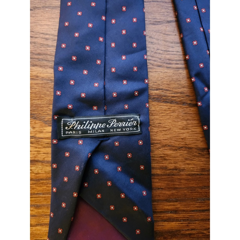 Philippe Perrier Mens Silk Tie Navy Blue Red Geometric Medallion Made in Italy - Picture 5 of 6